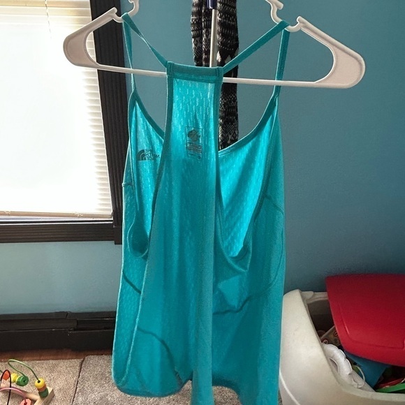 The north face tank top - Picture 3 of 3